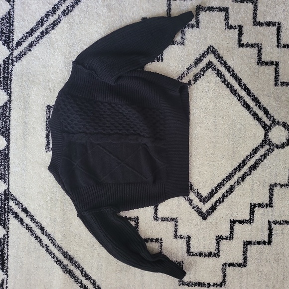 Cable Knit Sweater - Picture 3 of 4